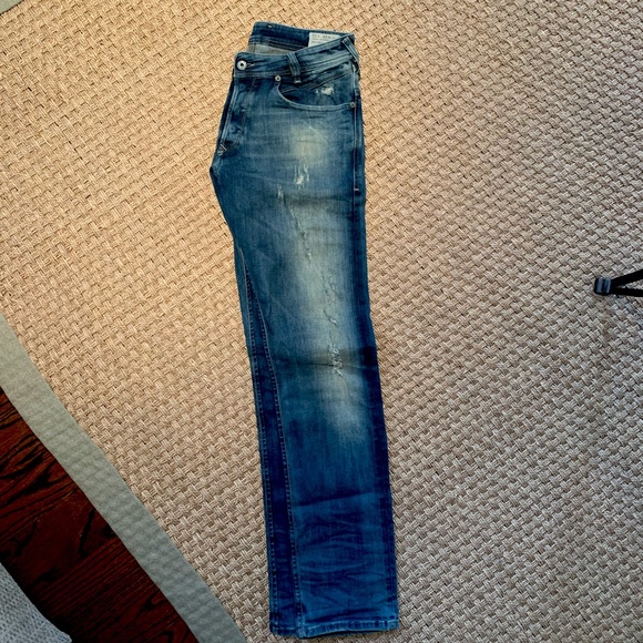 Diesel Jeans - Picture 1 of 5